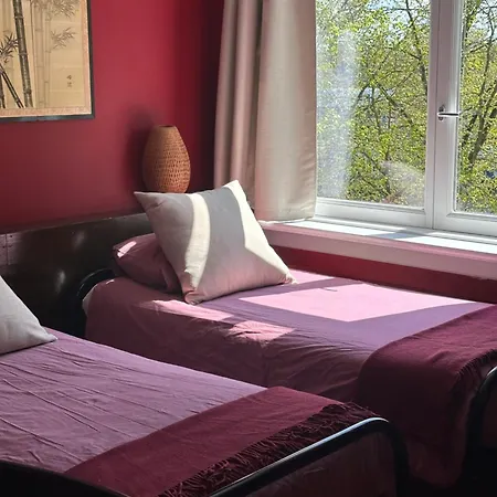 Blaine's: A And Private Dining.... Bed & Breakfast *