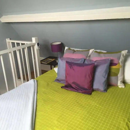 Bed and breakfast Blaine's: A And Private Dining.... Ámsterdam